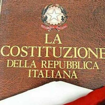 L’Italia NOn è di destra